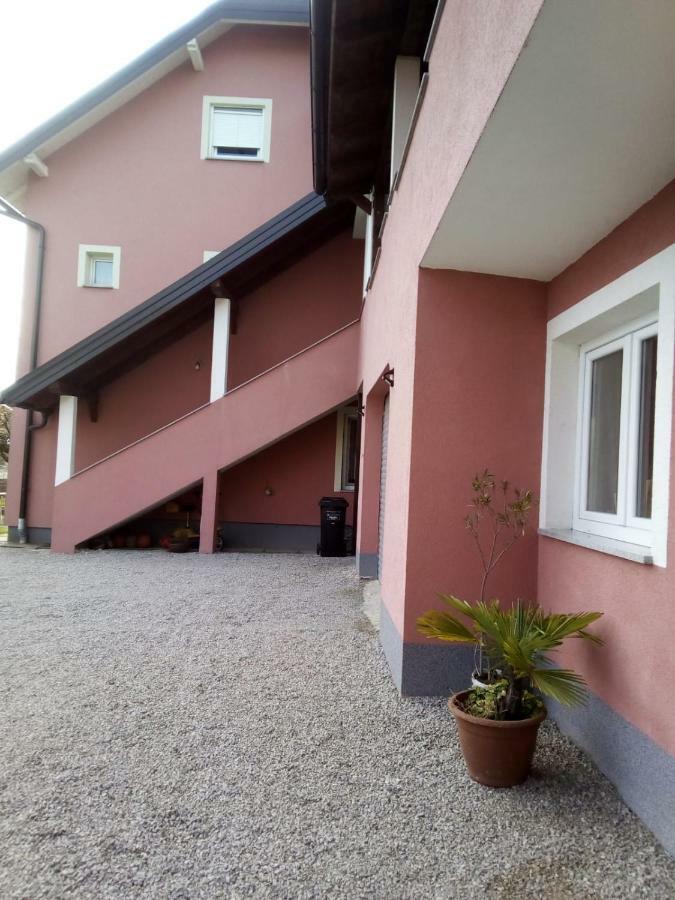 Studio Apartman Zagreb Horvati Rakov Potok Extérieur photo